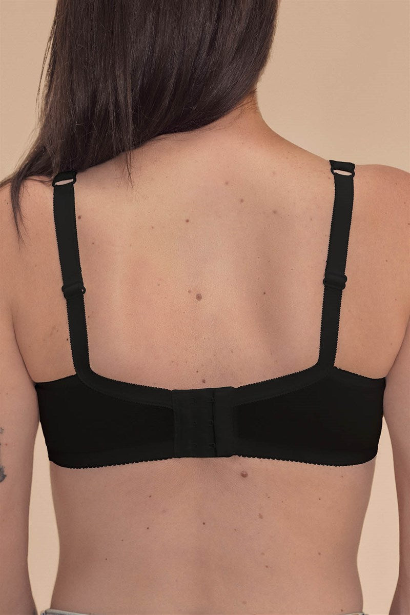 Katja SB Preto- Refª 45117